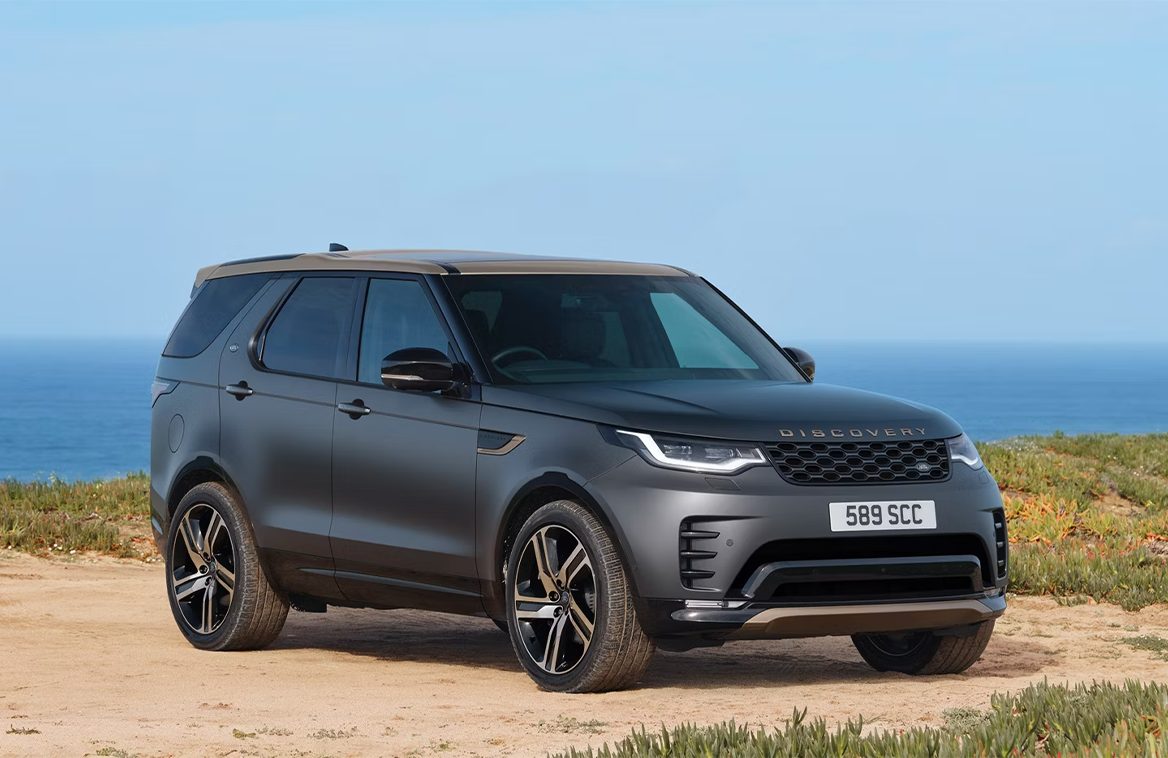 amplitude_auto_land_rover_discovery_308179107.webp
