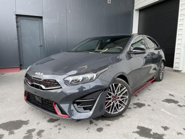 Voir le détail de l'offre de cette KIA ProCeed 1.6 T-GDI 204ch GT DCT7 de 2023 en vente à partir de 34 999 € 