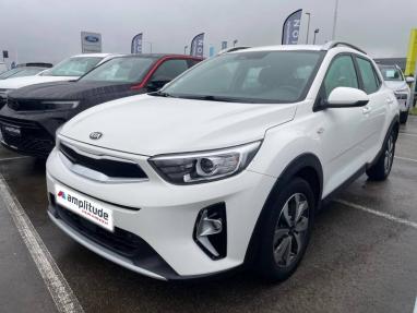 Voir le détail de l'offre de cette KIA Stonic 1.0 T-GDi 100ch MHEV Active iBVM6 de 2020 en vente à partir de 187.85 €  / mois