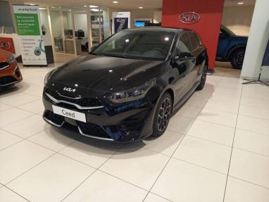 Voir le détail de l'offre de cette KIA Ceed 1.6 CRDI 136ch MHEV GT Line Premium DCT7 de 2023 en vente à partir de 30 499 € 