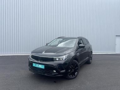 Voir le détail de l'offre de cette OPEL Grandland X 1.2 Turbo Hybrid 136ch GS Light e-DCT6 de 2024 en vente à partir de 283.49 € / mois