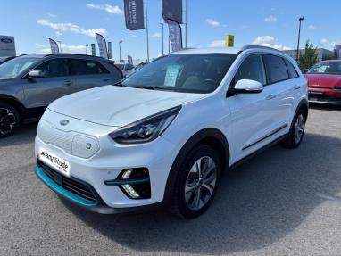 Voir le détail de l'offre de cette KIA e-Niro e-Premium 204ch de 2020 en vente à partir de 273.93 €  / mois
