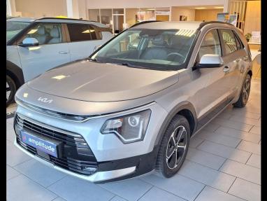 Voir le détail de l'offre de cette KIA Niro 1.6 GDi 141ch HEV Active DCT6 de 2022 en vente à partir de 270.59 €  / mois