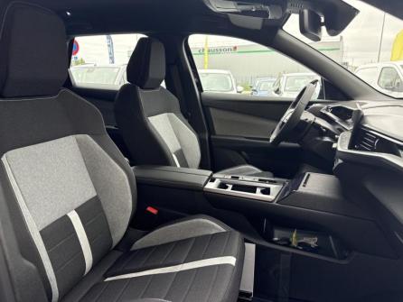 OPEL Grandland X 1.2 Turbo Hybrid 145ch Edition e-DCT6 à vendre à Bourges - Image n°12
